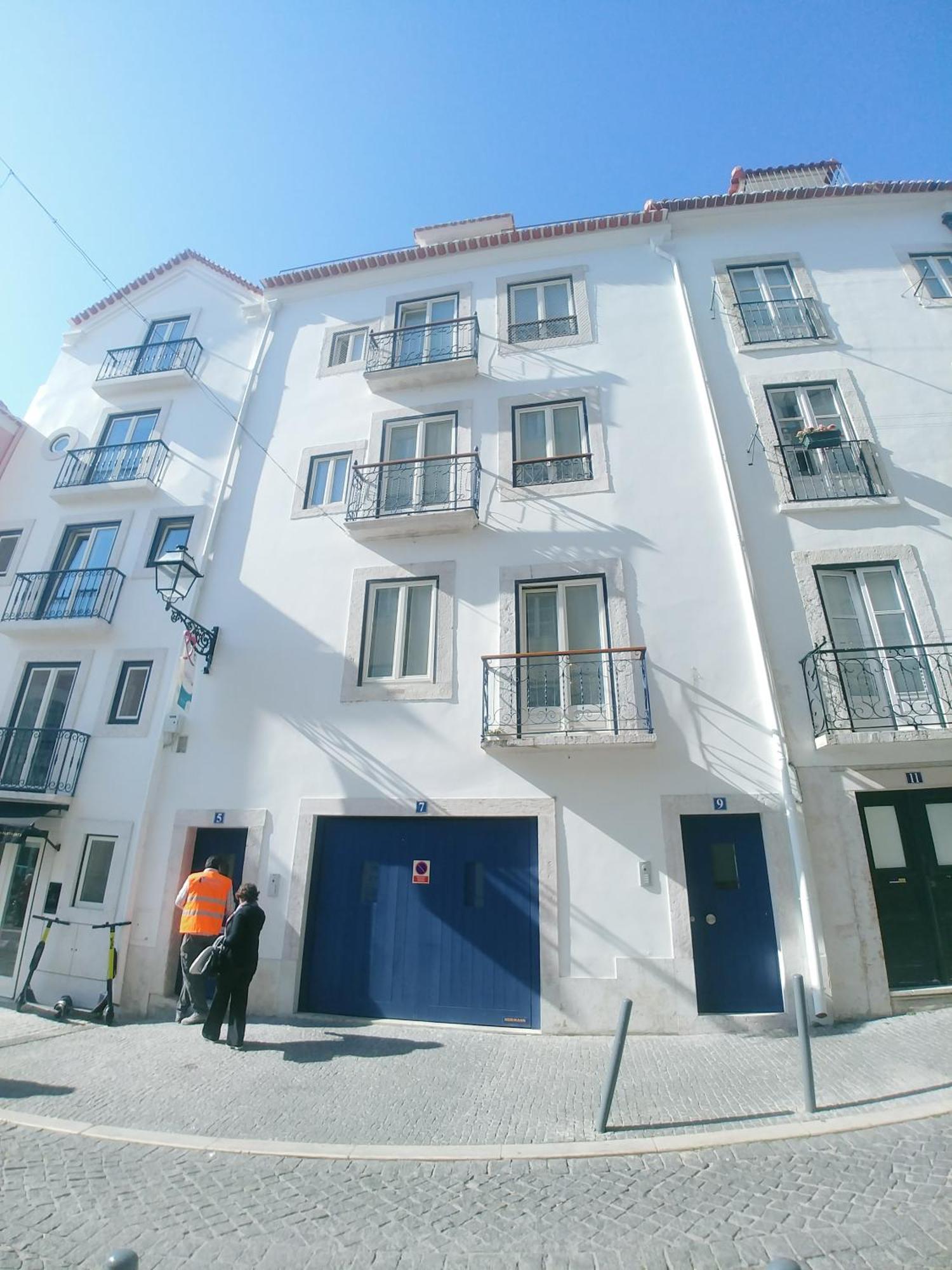 Be Local - 2 Bedrooms In Front Of The Fado Museum In Alfama Лиссабон Экстерьер фото